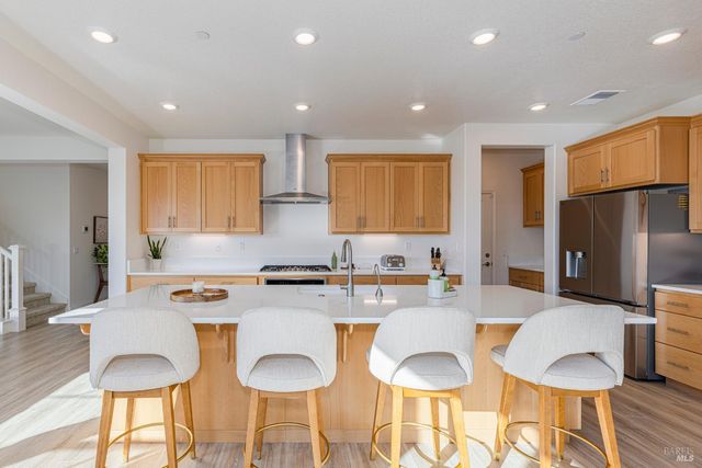 7448 Wendy Dr, Rohnert Park, CA 94928