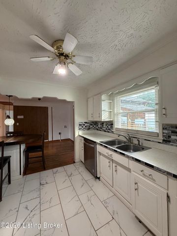 5400 Monaco Dr, Louisville, KY 40219