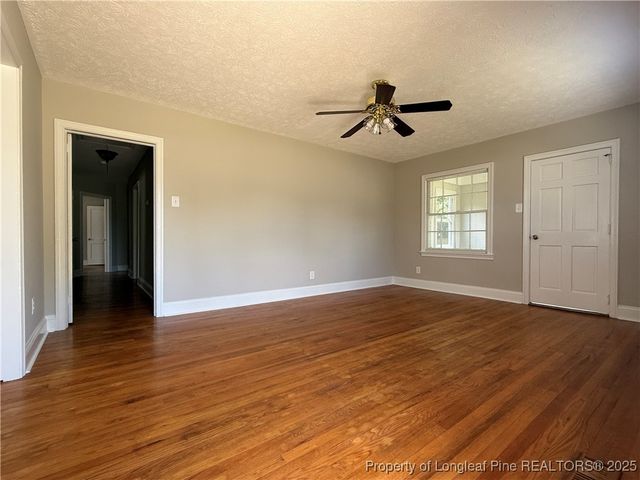 109 N Dickson Street, Raeford, NC 28376