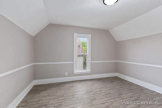 1140 Cromwell Avenue SE, Grand Rapids, MI 49507