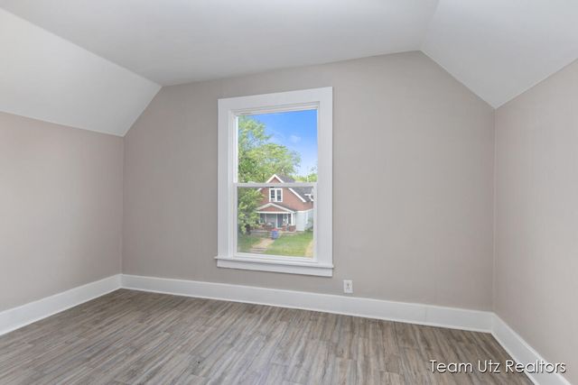 1140 Cromwell Avenue SE, Grand Rapids, MI 49507
