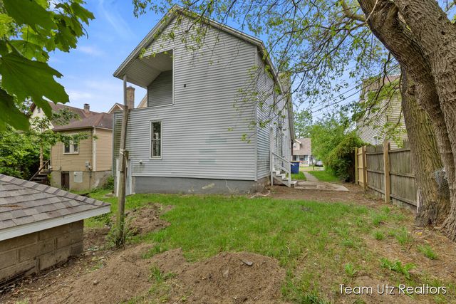 1140 Cromwell Avenue SE, Grand Rapids, MI 49507