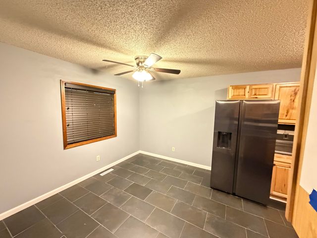 1645 N Old Orchard Avenue, Springfield, MO 65803