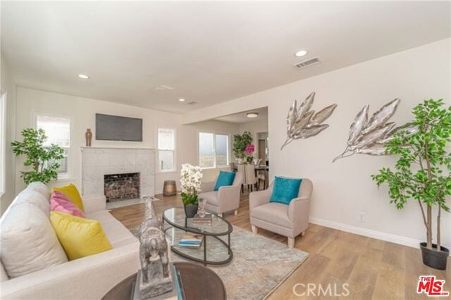 7317 Tujunga Avenue, North Hollywood, CA 91605