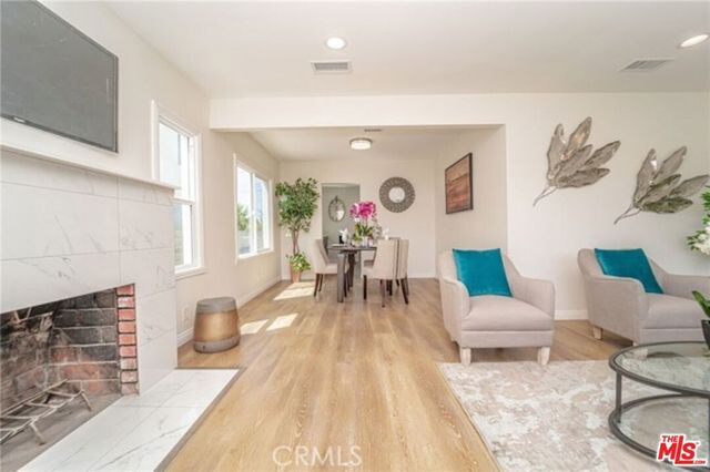 7317 Tujunga Avenue, North Hollywood, CA 91605