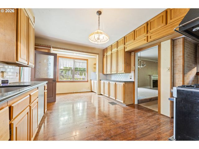 9424 N POLK Ave, Portland, OR 97203