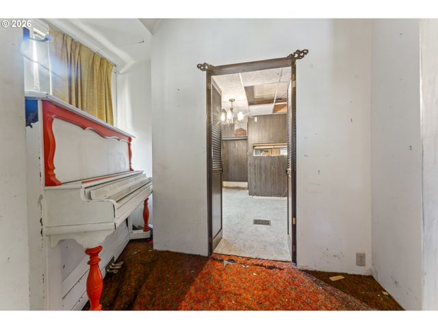 9424 N POLK Ave, Portland, OR 97203