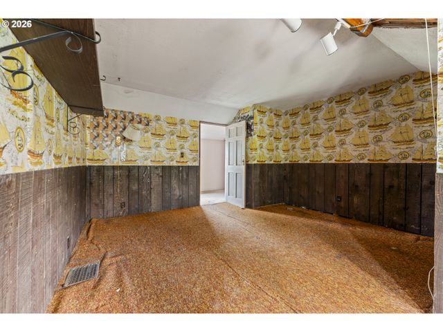 9424 N POLK Ave, Portland, OR 97203