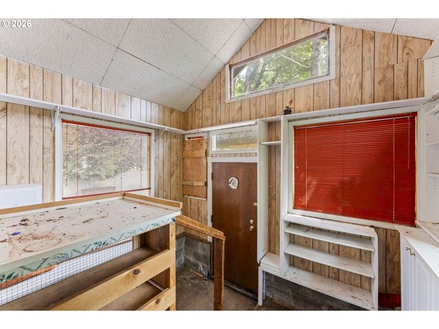 9424 N POLK Ave, Portland, OR 97203
