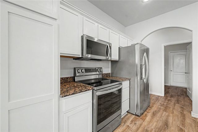 4208 SW Brownstone Avenue, Bentonville, AR 72712