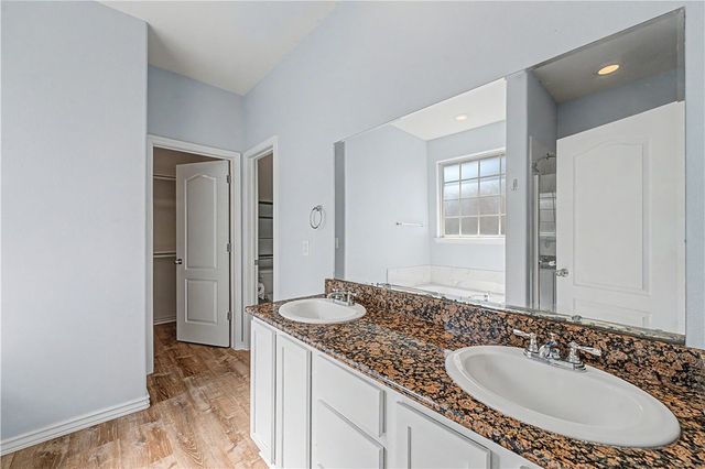 4208 SW Brownstone Avenue, Bentonville, AR 72712