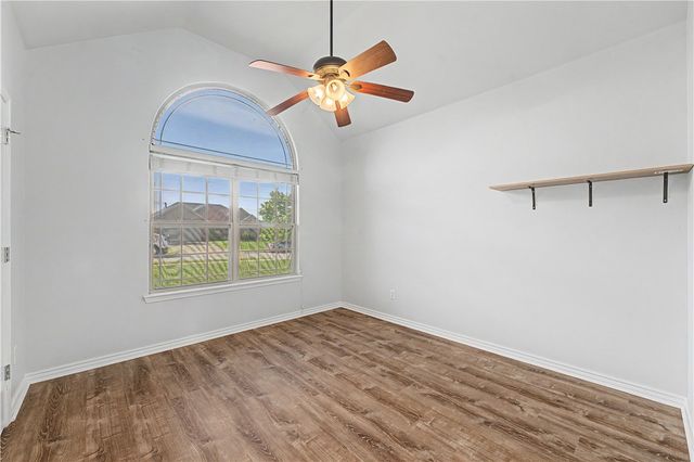 4208 SW Brownstone Avenue, Bentonville, AR 72712