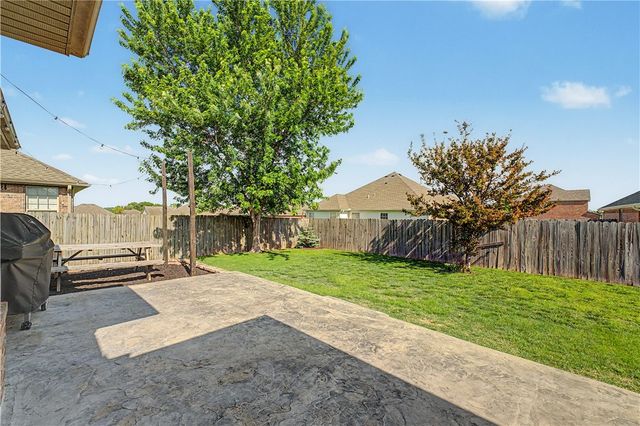 4208 SW Brownstone Avenue, Bentonville, AR 72712