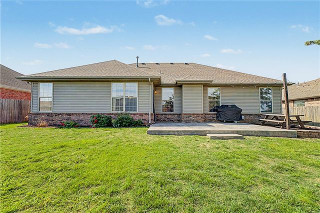 4208 SW Brownstone Avenue, Bentonville, AR 72712
