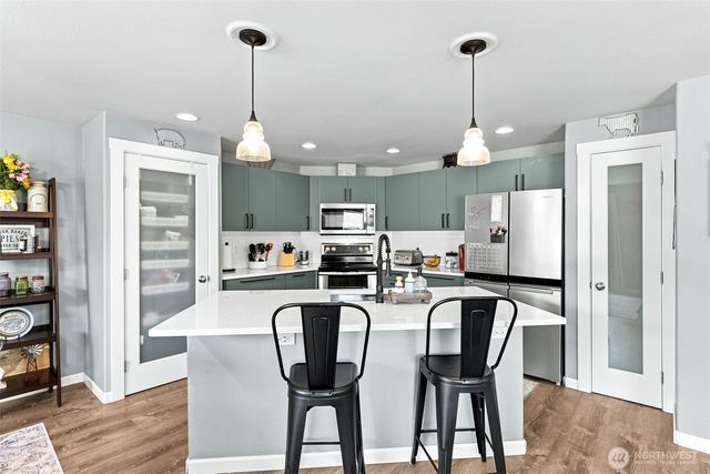 8112 Cantabella Court, Lacey, WA 98503