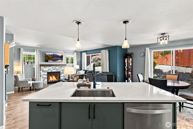 8112 Cantabella Court, Lacey, WA 98503