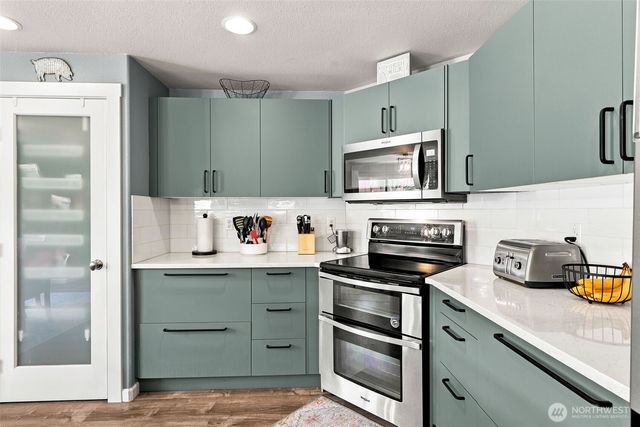 8112 Cantabella Court, Lacey, WA 98503