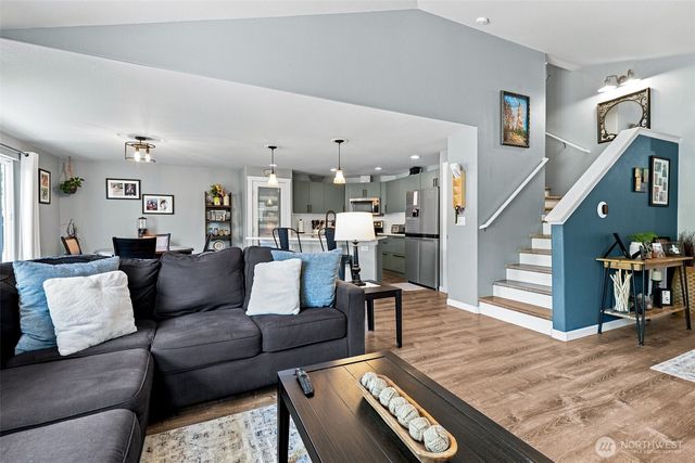 8112 Cantabella Court, Lacey, WA 98503