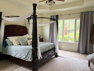 1603 Las Entradas DR, Spicewood, TX 78669