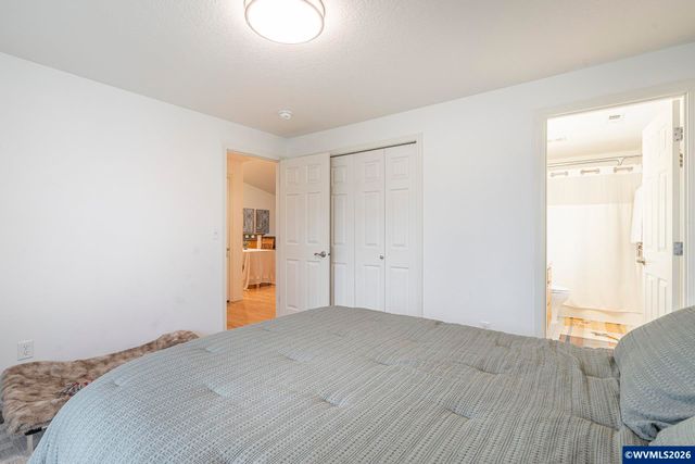2443 SW Taylor Dr, Mcminnville, OR 97128