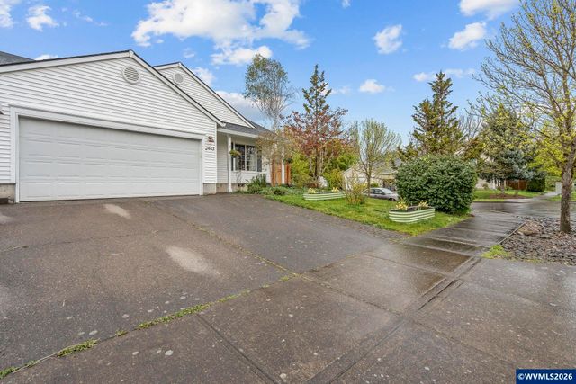 2443 SW Taylor Dr, Mcminnville, OR 97128