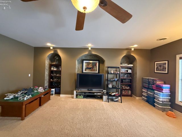 3125 Alexandrias Drive, Sandusky, OH 44870