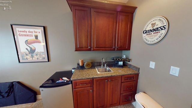 3125 Alexandrias Drive, Sandusky, OH 44870