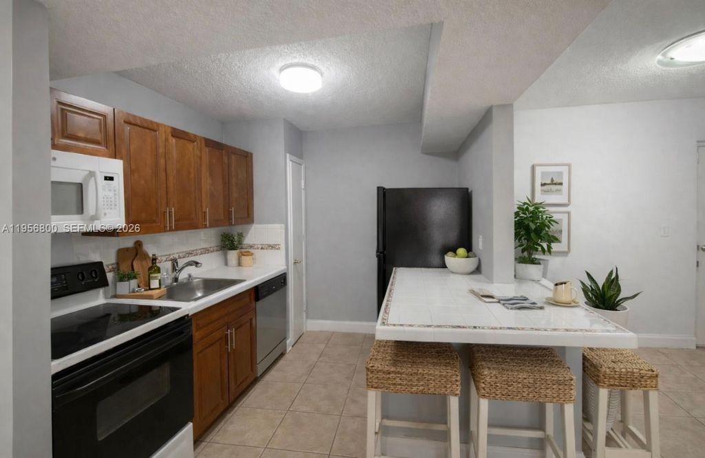 850 SW 129th Place 103, Miami, FL 33184