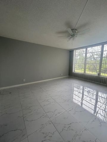 2661 S COURSE Drive 306, Pompano Beach, FL 33069