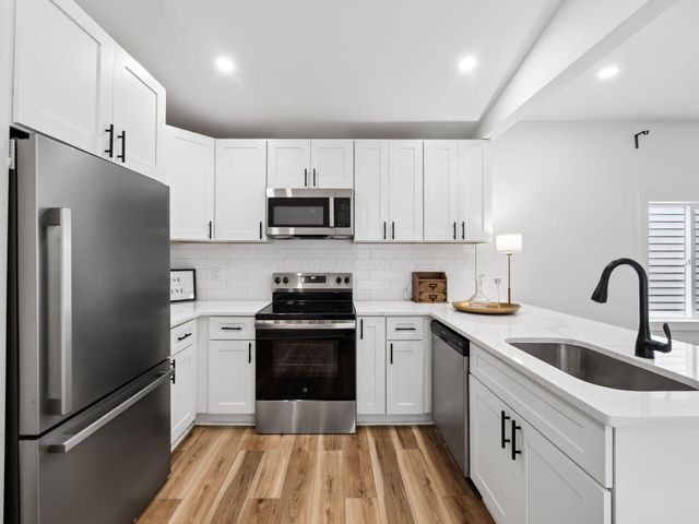 79 S Ogden Avenue, Columbus, OH 43204