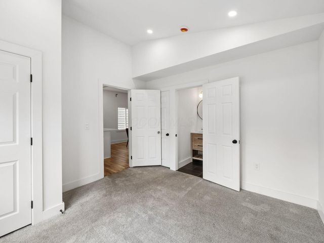 79 S Ogden Avenue, Columbus, OH 43204