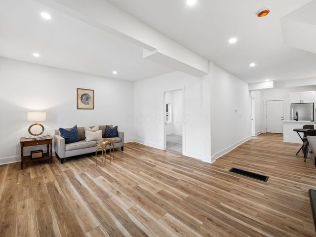 79 S Ogden Avenue, Columbus, OH 43204