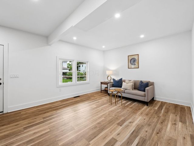 79 S Ogden Avenue, Columbus, OH 43204