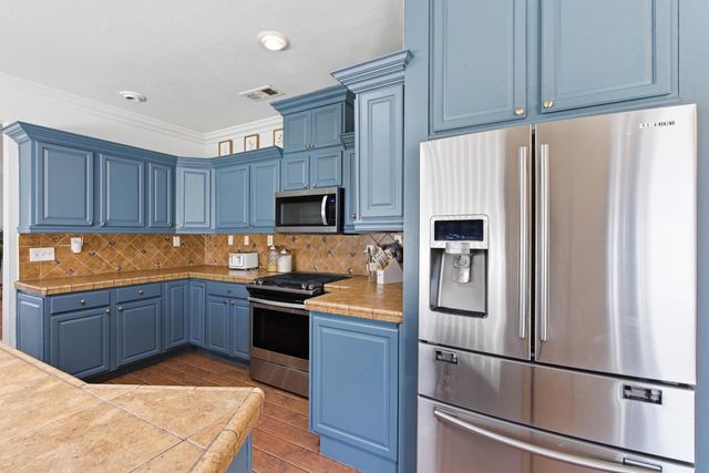 117 N N Street, Madera, CA 93637