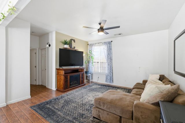 117 N N Street, Madera, CA 93637