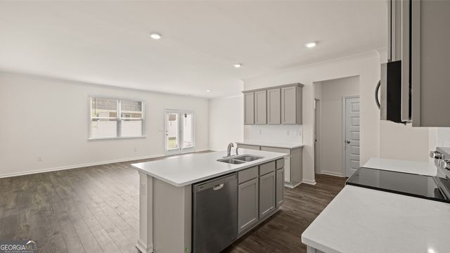 233 Sound Circle, Stockbridge, GA 30281