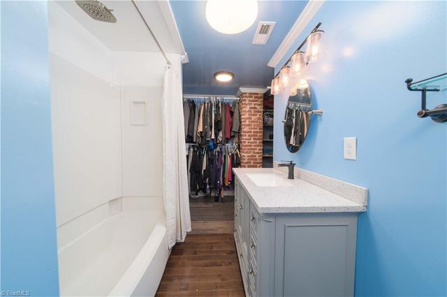 3304 Heitman Drive, Winston-salem, NC 27107
