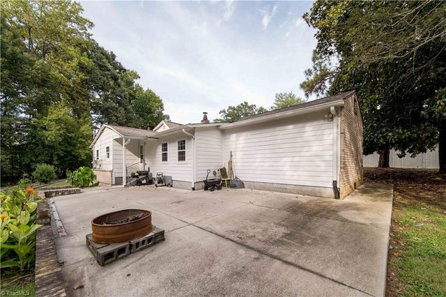 3304 Heitman Drive, Winston-salem, NC 27107