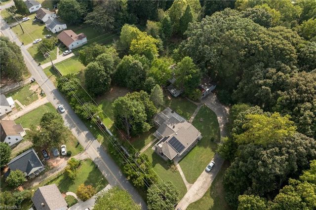 3304 Heitman Drive, Winston-salem, NC 27107
