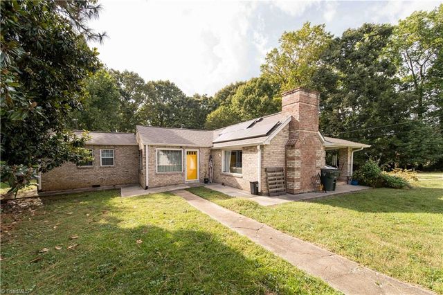 3304 Heitman Drive, Winston-salem, NC 27107
