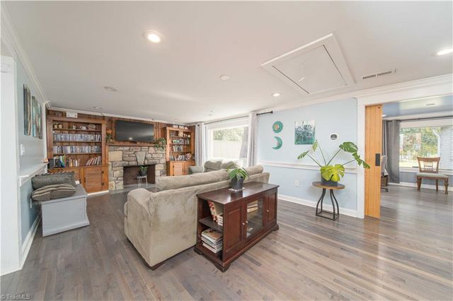 3304 Heitman Drive, Winston-salem, NC 27107