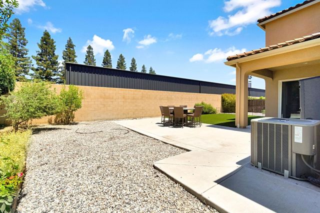 17 Polson Avenue, Clovis, CA 93612