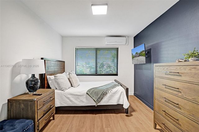 754 NE 40th St C, Fort Lauderdale, FL 33334