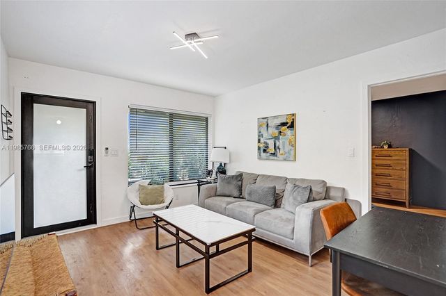 754 NE 40th St C, Fort Lauderdale, FL 33334