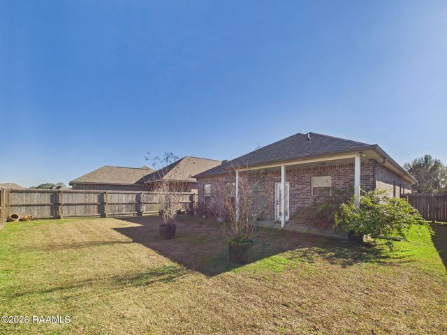 303 Valcour Place, Youngsville, LA 70592