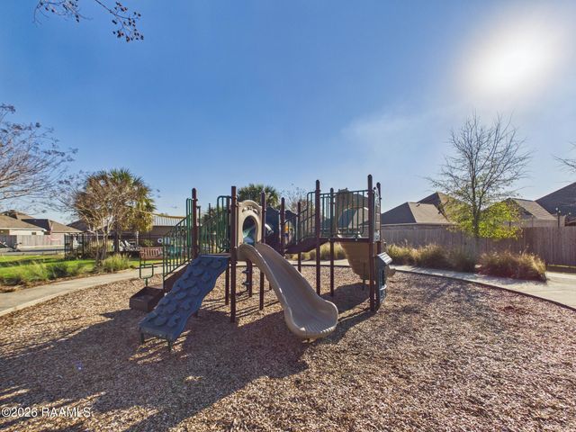 303 Valcour Place, Youngsville, LA 70592