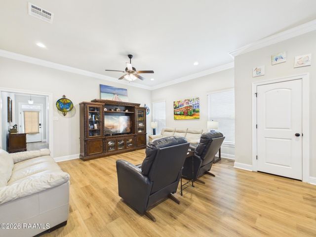 303 Valcour Place, Youngsville, LA 70592