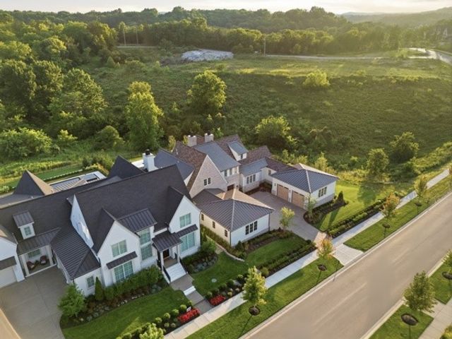 8088 Heirloom Blvd, College Grove, TN 37046