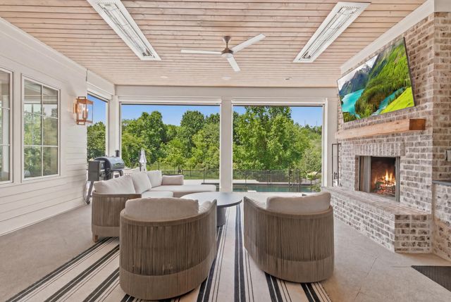 8088 Heirloom Blvd, College Grove, TN 37046