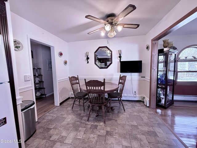 22 Peter Lane, Amsterdam, NY 12010